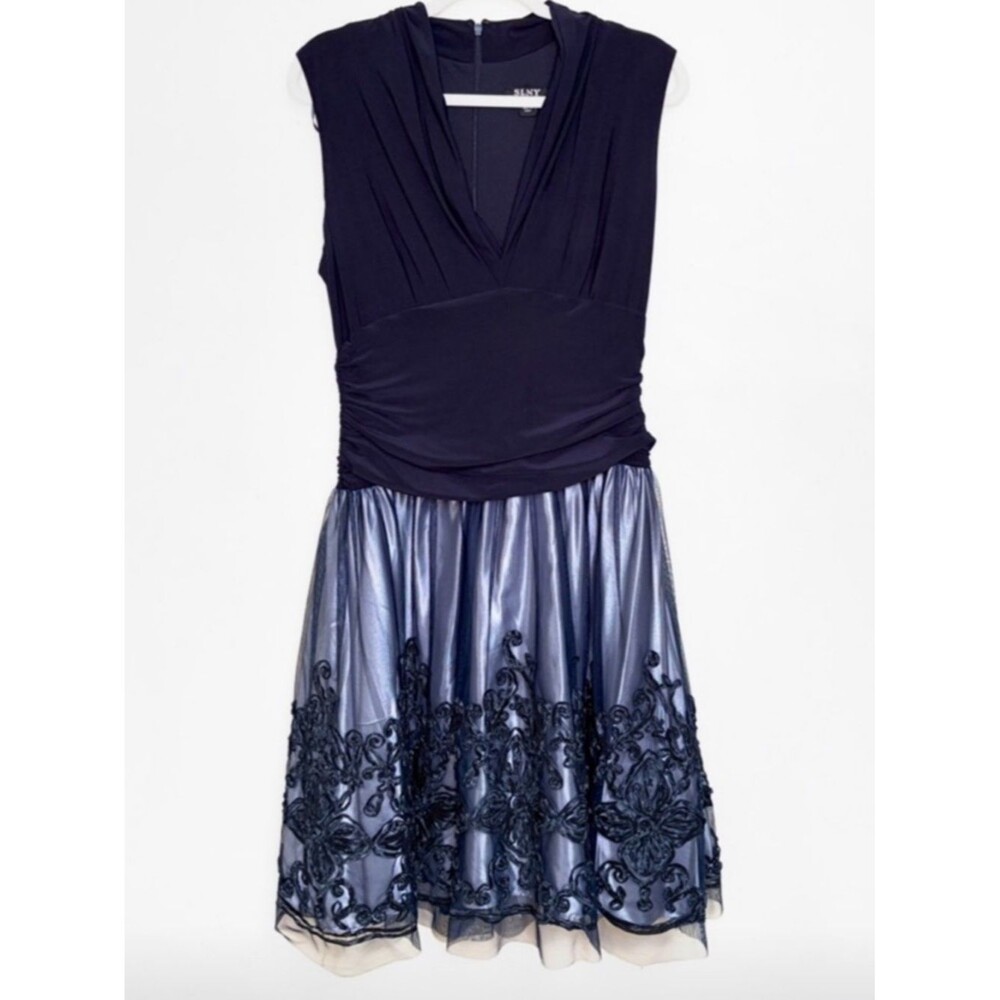 SLNY Plus Size Navy Blue‎ Embroidered Fit-and-Flare Dress Size M